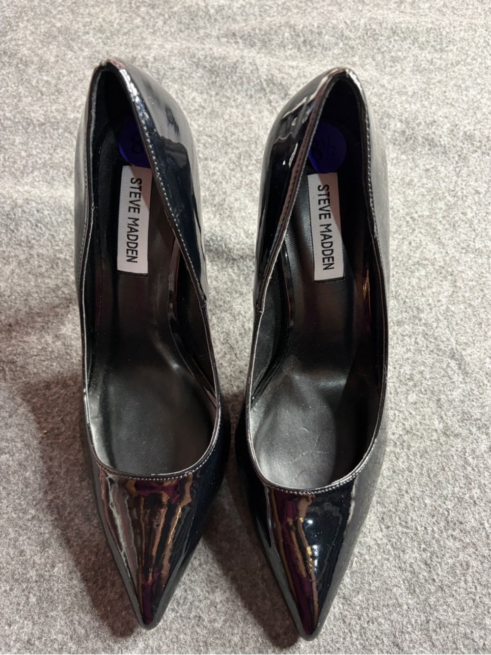 Steve Madden Black Patent Pointed Pumps